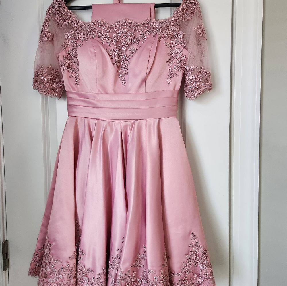 Elegant Pink girls Dress
